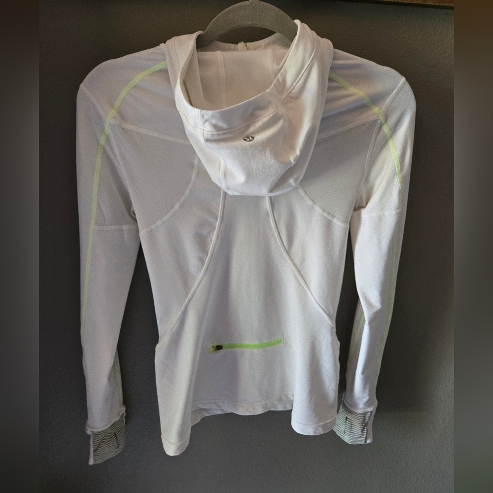 Lululemon Hoodie 3/4 Zip Front Back Pocket 4 Summer Travel Packable Run Outdoors - Picture 3 of 12